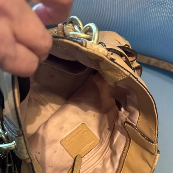 Rehab Coach Tan Leather Tote Bag - Picture 5 of 16